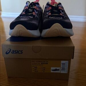 Asics Gel-Cumulus 25 Navy and Coral Sneakers